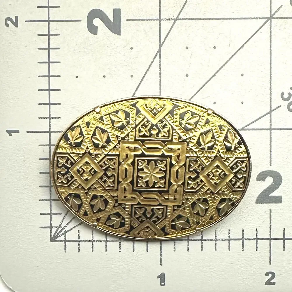 Vintage Japanese Damascene gold plated inlay black etched oval brooch pin